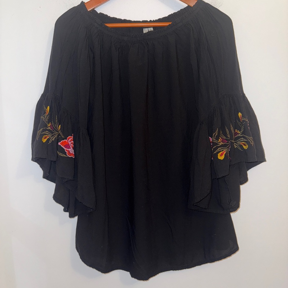 🖤🌹 Feathers Black Embroidered Peasant Blouse | Medium - Picture 2 of 12
